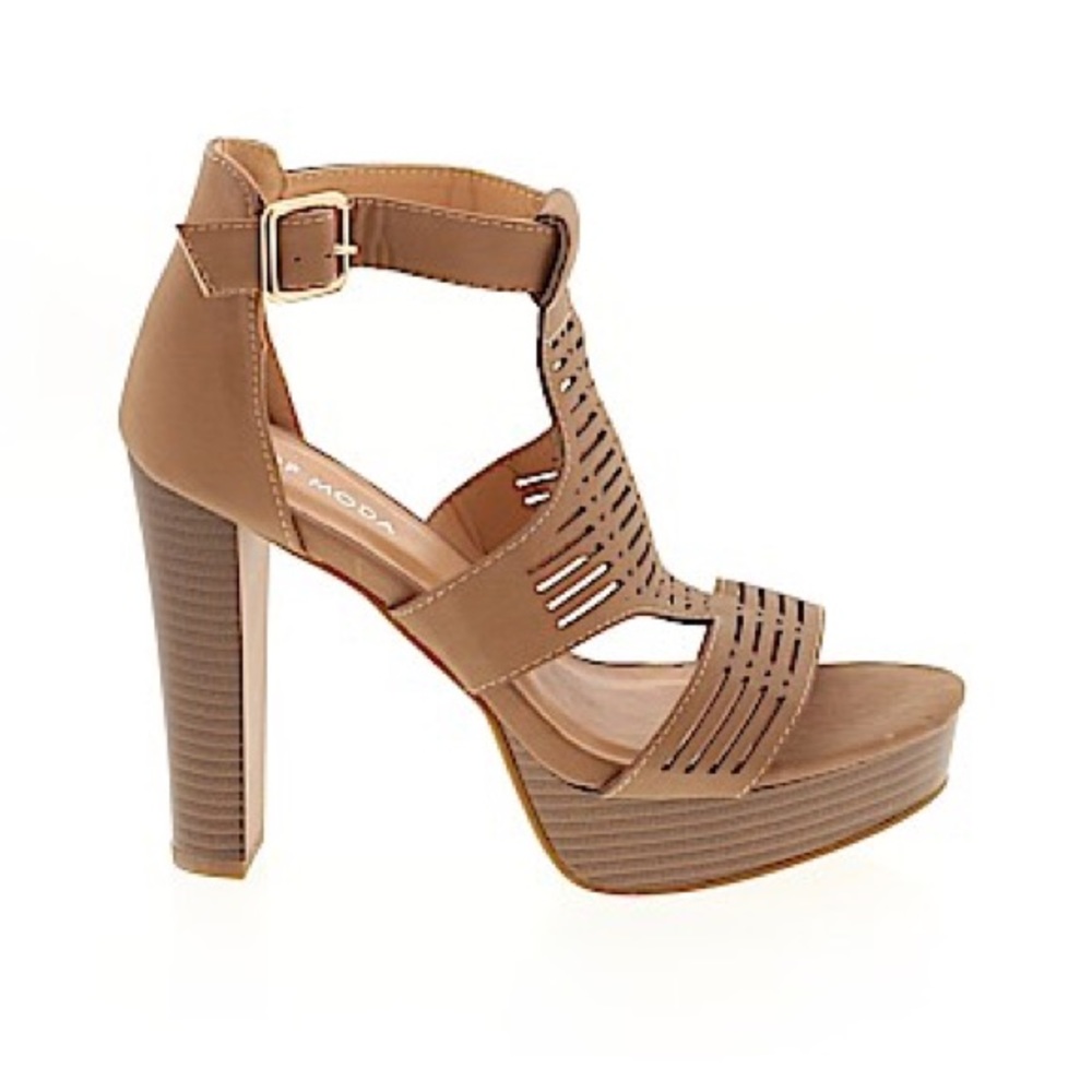Top Moda cute and trendy brown sandal heels